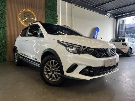FIAT ARGO 1.3 FIREFLY FLEX TREKKING MANUAL FIAT ARGO 1.3 FIREFLY FLEX TREKKING MANUAL